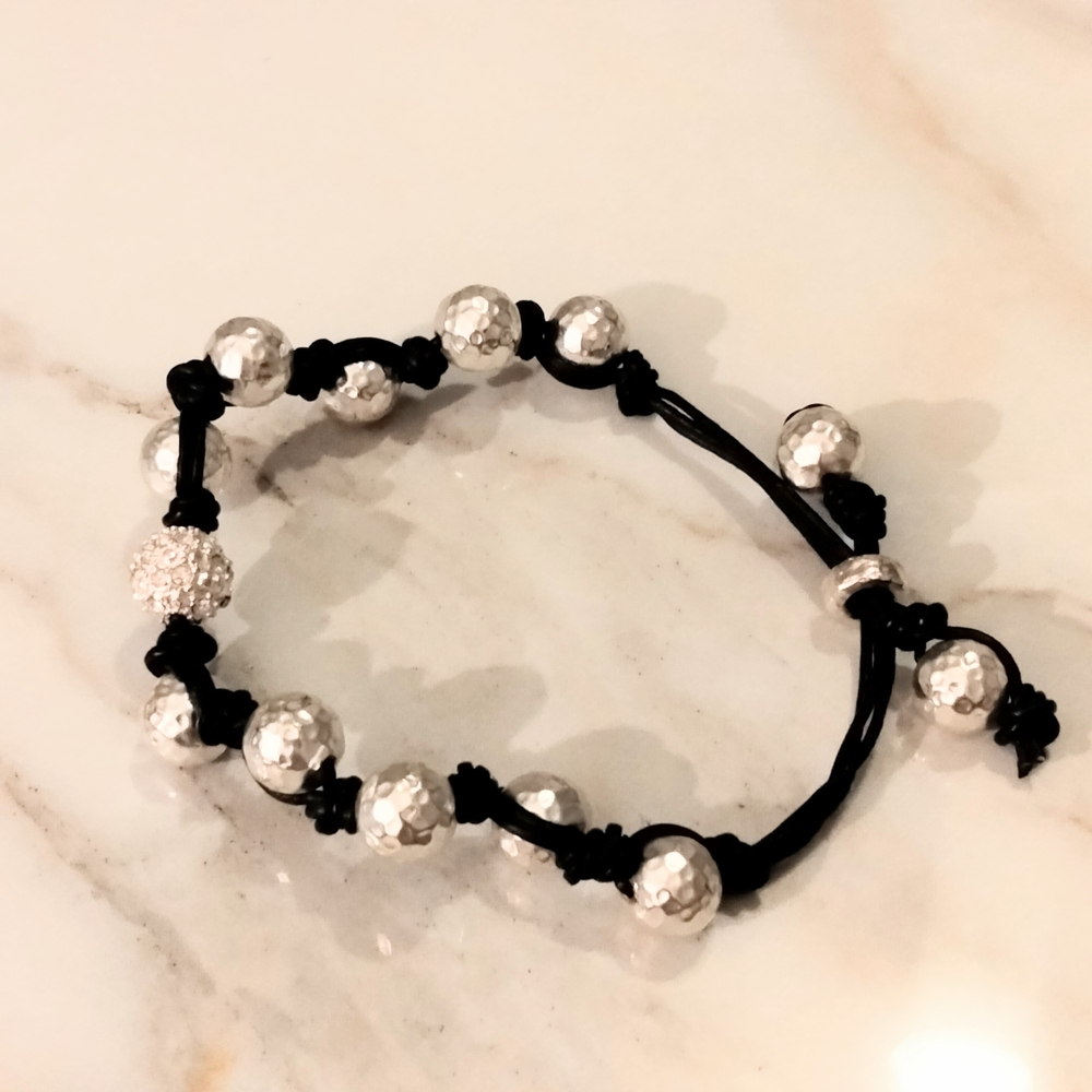 Silver Hammered Bead Bracelet On Black Leather Cord Y2k vintage - Picture 12 of 14